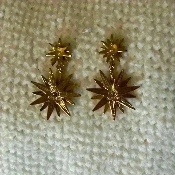 Diamonds and pearls hanging earrings - Picture 2 of 4